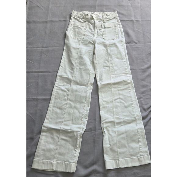 Lauren Conrad Woman's White Flare Jeans Size 4 (25x31) - Picture 1 of 7
